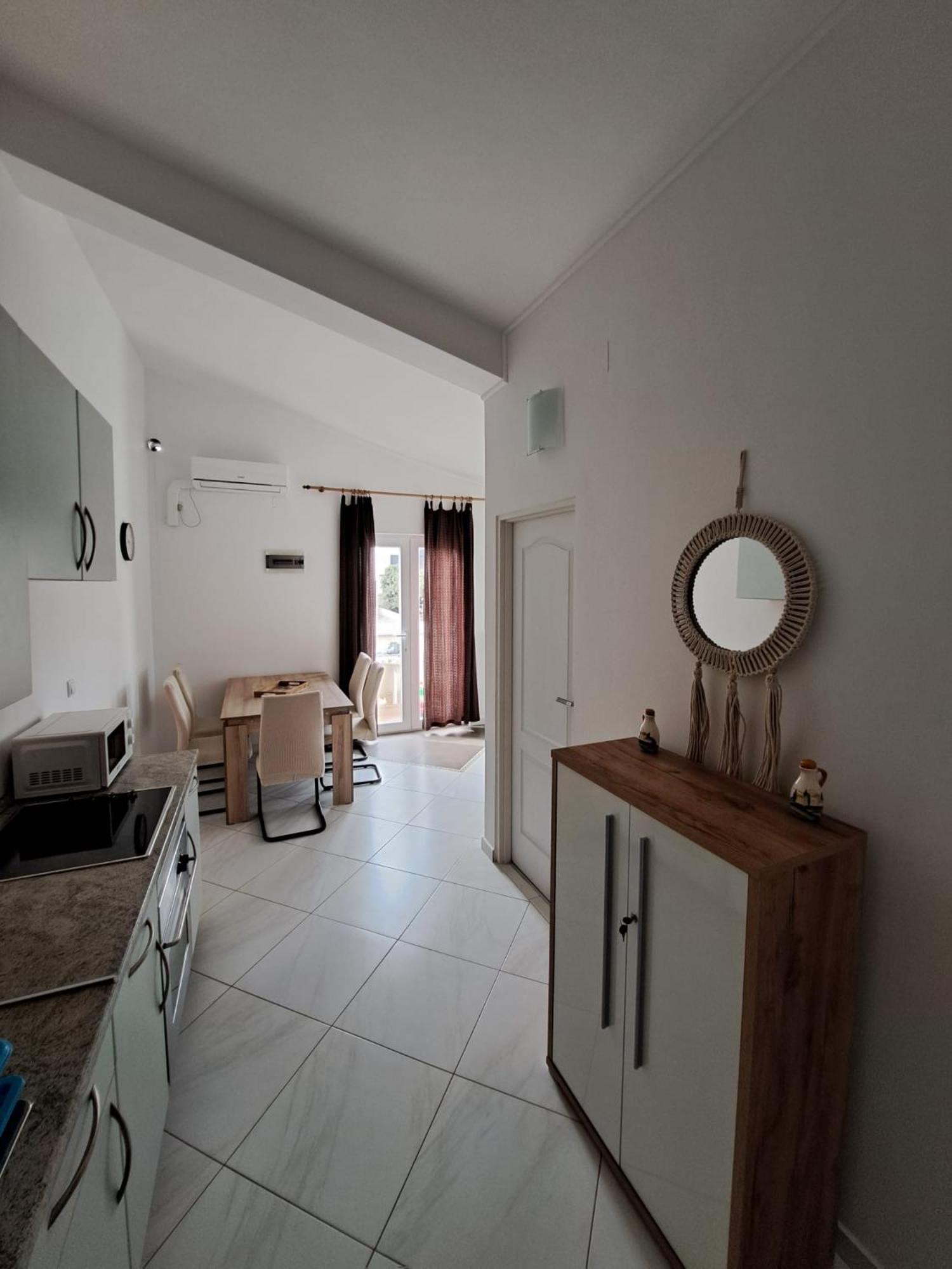 Apartments Maretic Mandre Kültér fotó