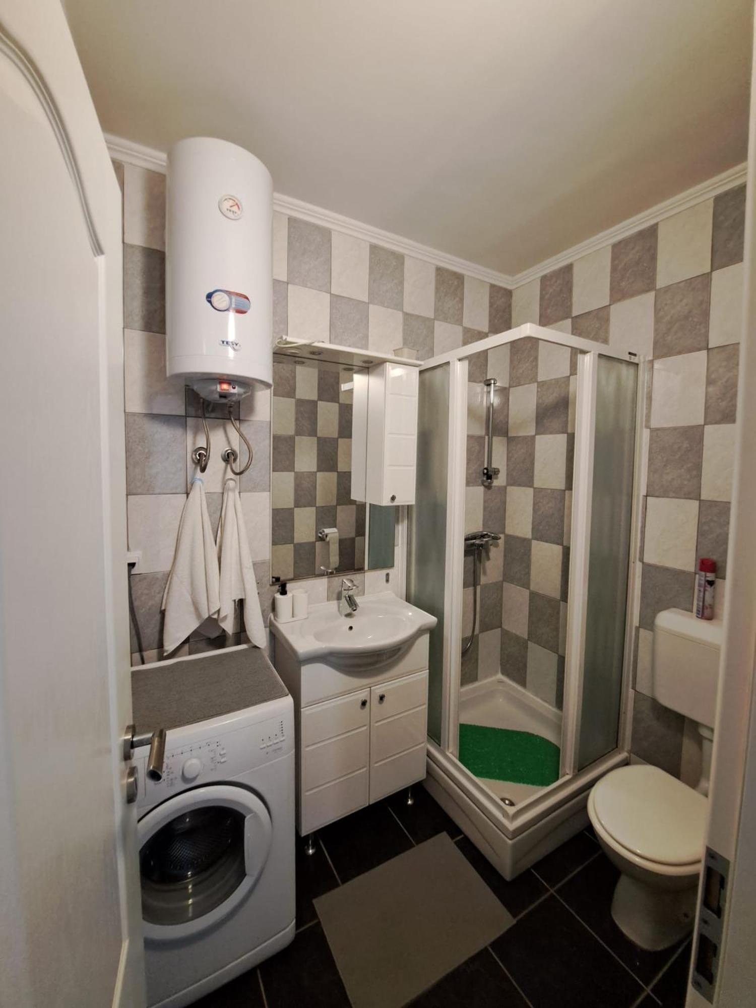 Apartments Maretic Mandre Kültér fotó